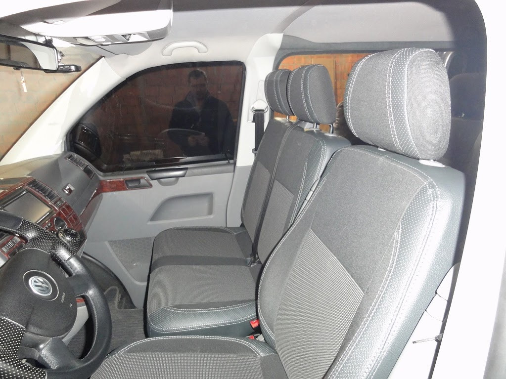 Авточехлы (кожзам и ткань, Premium) Полный салон и передние (1 и 1) для Volkswagen T5 Caravelle 2004-2010 гг - фото 2 - id-p2111219169