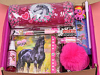 Подарочный набор Вороной конь для девочки девушки любящей лошадей