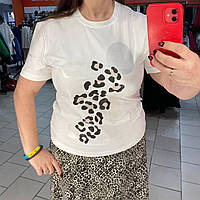 Женская белая футболка принт леопард