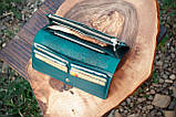 Жіночий гаманець з натуральної шкіри в бірюзовому кольорі з тисненням "Квітковий Сад" Жіночі портмоне, фото 5