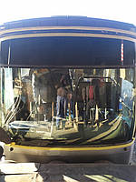 Виробництво та заміна лобового скла триплекс на автобусі Scania Obradors S'Agaró Plus 3.45E у Нікополі (Україна). 5