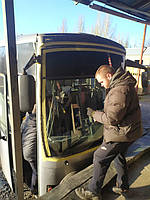 Виробництво та заміна лобового скла триплекс на автобусі Scania Obradors S'Agaró Plus 3.45E у Нікополі (Україна). 6