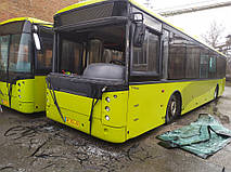 Виробництво та заміна лобового скла триплекс на автобусі Volvo B7RLE VEST Center у Нікополі (Україна). 7
