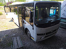 Виробництво та заміна лобового скла триплекс на автобусі Ataman A096 у Нікополі (Україна). 3