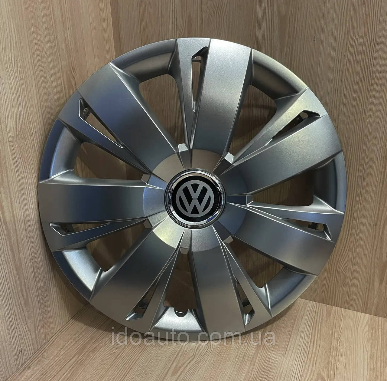 Ковпаки на колеса Volkswagen R16 Passat, Golf, Tiguan, Crafter (411 / 16 + VW)