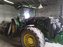 Виробництво та заміна лобового скла триплекс на тракторі John Deere 8200 у Нікополі (Україна). 4