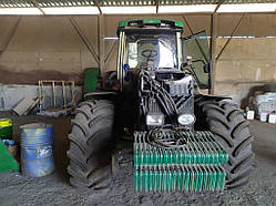 Виробництво та заміна лобового скла триплекс на тракторі John Deere 8210 у Нікополі (Україна).