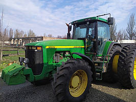 Виробництво та заміна лобового скла триплекс на тракторі John Deere 8300 у Нікополі (Україна).