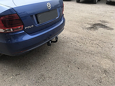 Фаркоп Volkswagen Polo седан 2010-2020 (Фольксваген Поло) польський на болтах