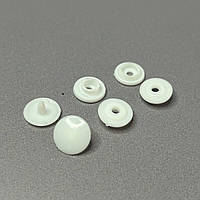 Пластиковая кнопка 10 мм, (уп 50шт) Китай - белая (321010)