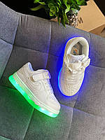 Белые кроссовки с подсветкой для мальчика и для девочки Led