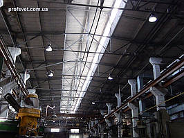 освещение цеха металлургического завода, высота потолков 15м, подвесными светильниками HB400M Helvar с металлогалогенными лампами 400вт... 1