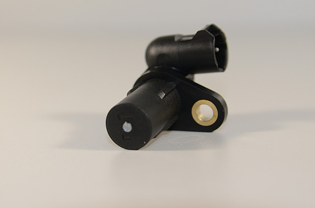 Датчик положення колінвалу на Renault Master II 1998->2010 1.9 dTi+1.9 dCi - Renault (Оригінал) - 8200688405, фото 1