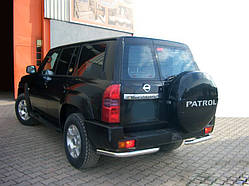 Задні кути AK003 (2 шт, нерж.) для Nissan Patrol Y61 1997-2011 рр