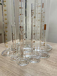 Циліндр мірний 50 мл на скляному підставі