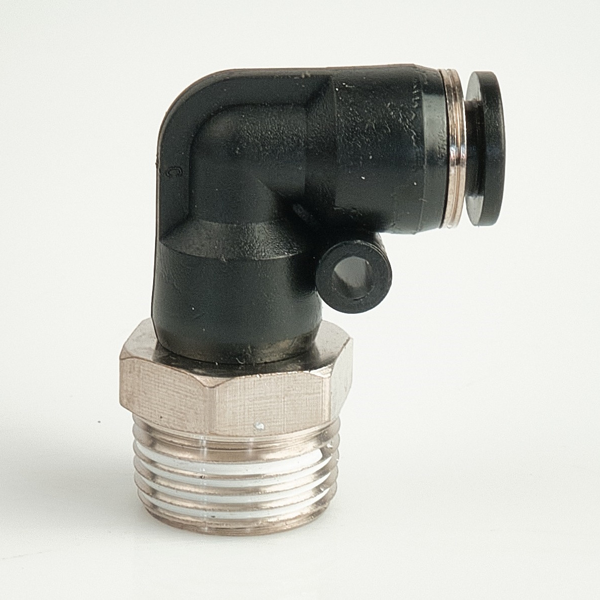 Фітинг пневматичний APL06-03 кутовий під трубку Ø6, різьблення R 3/8"