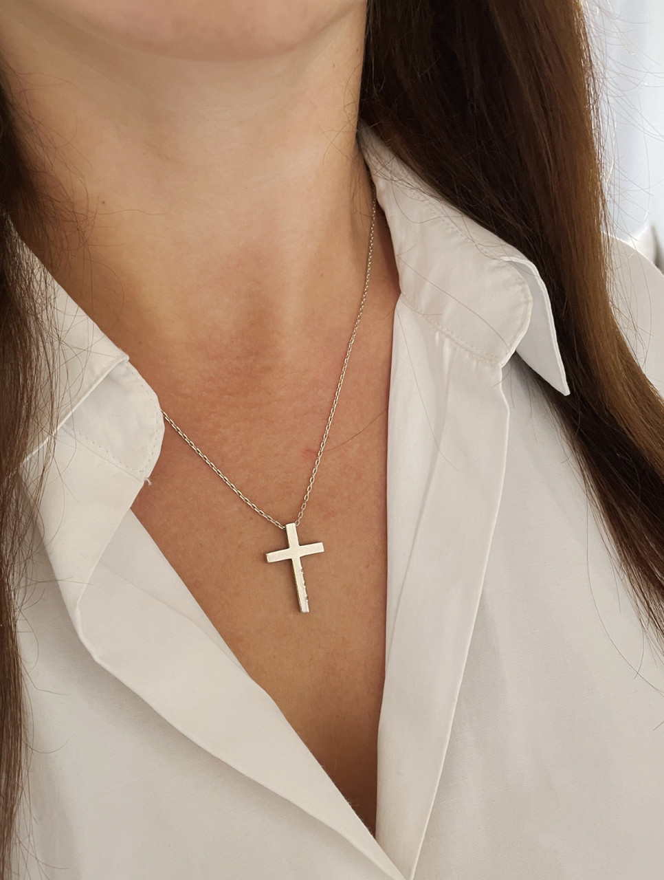 Срібний лаконічний хрестик з цирконіями на ланцюжку "Dream" — срібло 925 проби, сучасне модне кольє, фото 1