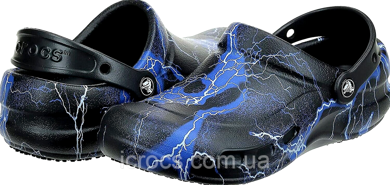 Crocs top bistro graphic