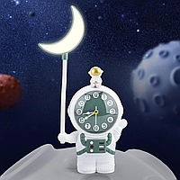 Детский ночник с часами с USB, Космонавт с Месяцем / Светодиодный светильник в детскую