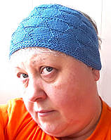 Пов'язка на голову широка жіноча в'язана синя бавовна спицями
