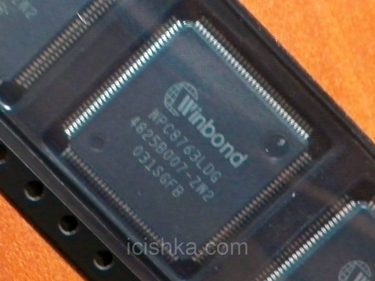 Мультиконтролер Winbond WPC8763LDG (WPC8763LA0DG)