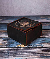 Подарочная деревянная коробка для браслетов из паракорда с откидной крышкой 10.8х10.8х6.8см