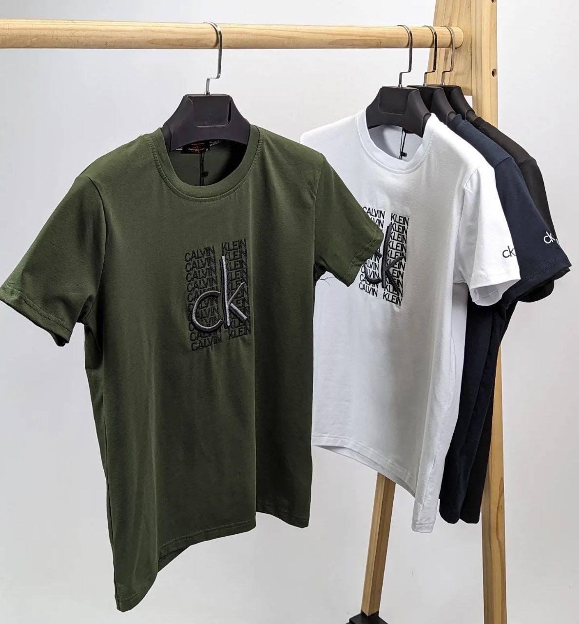 Чоловіча футболка Calvin Klein CK7453 хакі