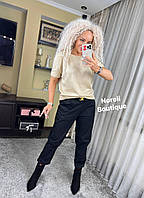 Базовая вязаная женская футболка бежевого цвета размер 42-48