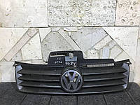 Решітка радіатора Volkswagen Polo 9N 6Q0853651C01C 4694