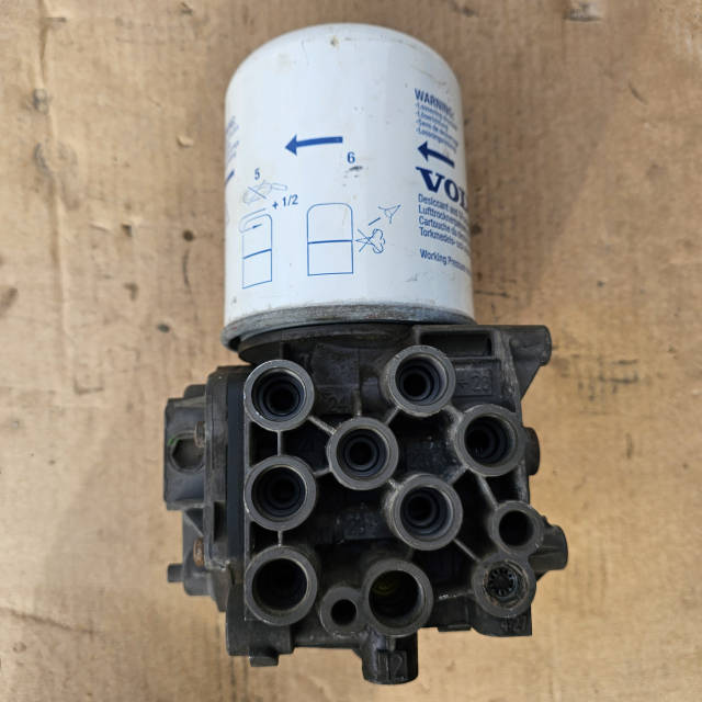 Кран осушитель воздуха EL1500 VOLVO 22277959 / K105904 (ID#2113179098), цена: 14846.86 ₴, купить на Prom.ua Кран осушитель воздуха EL1500 VOLVO 22277959 / K105904 (ID#2113179098), цена: 14846.86 ₴, купить на Prom.ua