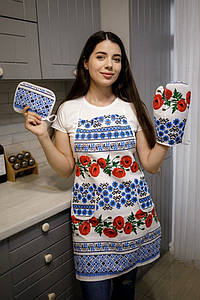 Кухонний набір 4в1 (фартух, рушник, прихватки і рукавиця)