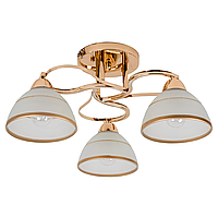 Люстра потолочная классическая с тремя плафонами под лампу Е27 каркас золотого цвета Svet SH-8080/3 FG