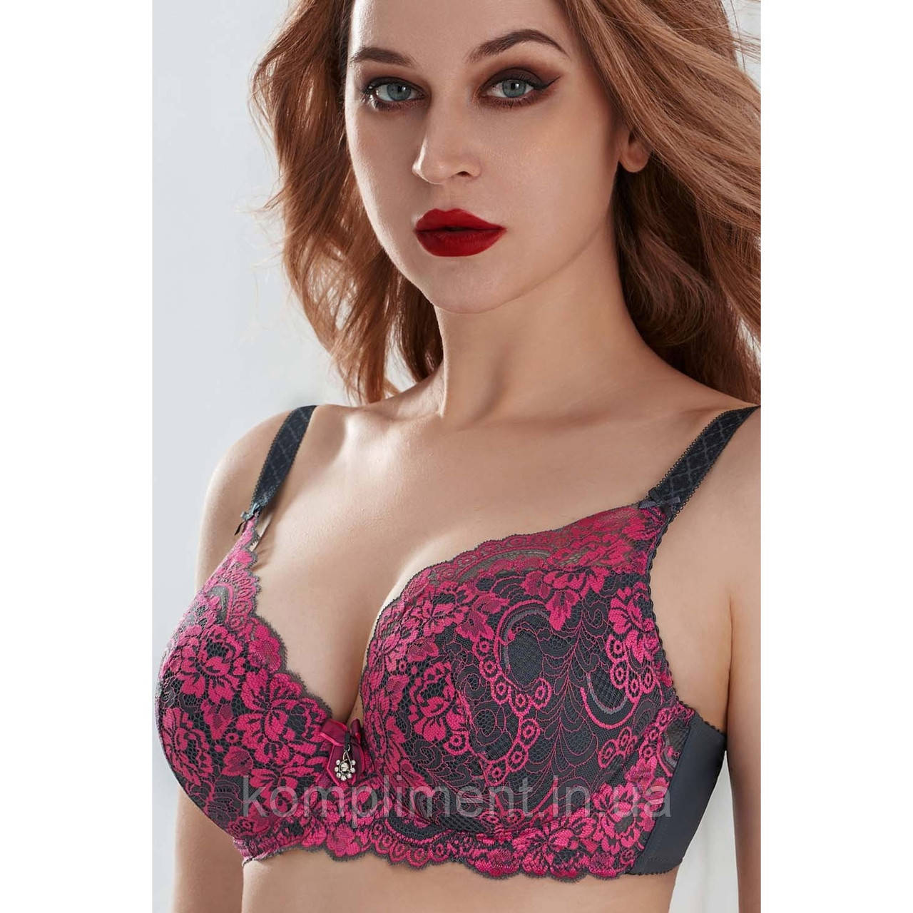 Бюстгальтер мереживний, на тонкому поролоні Lanny Moda 11826,чашка Е.
