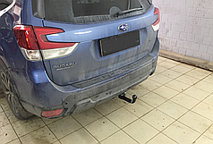 Фаркоп Subaru Forester SK 2018- (Субару Форестер) швидкоз'ємний гак на ключах