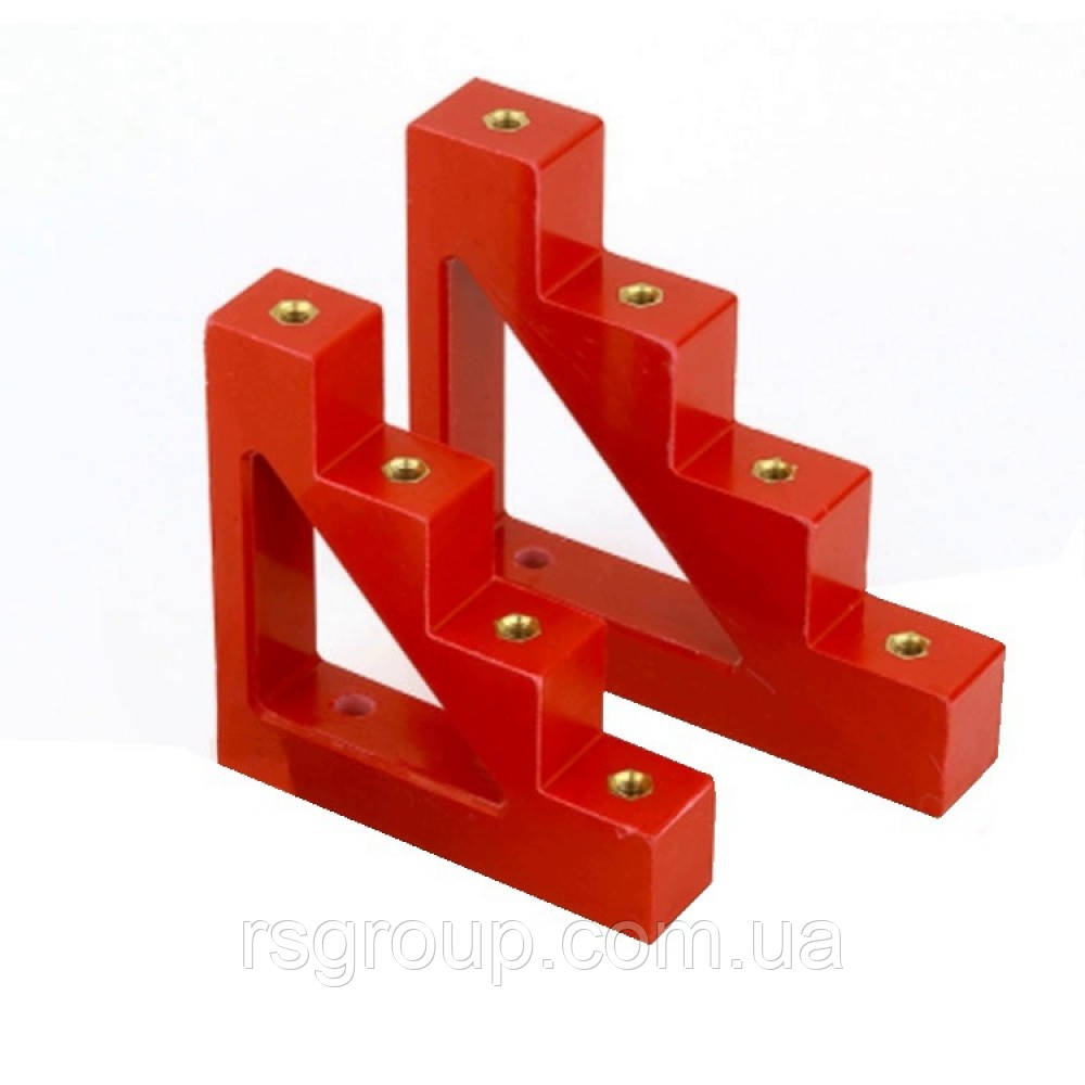 Ізолятор ступінчатий CT 4-40 з болтами