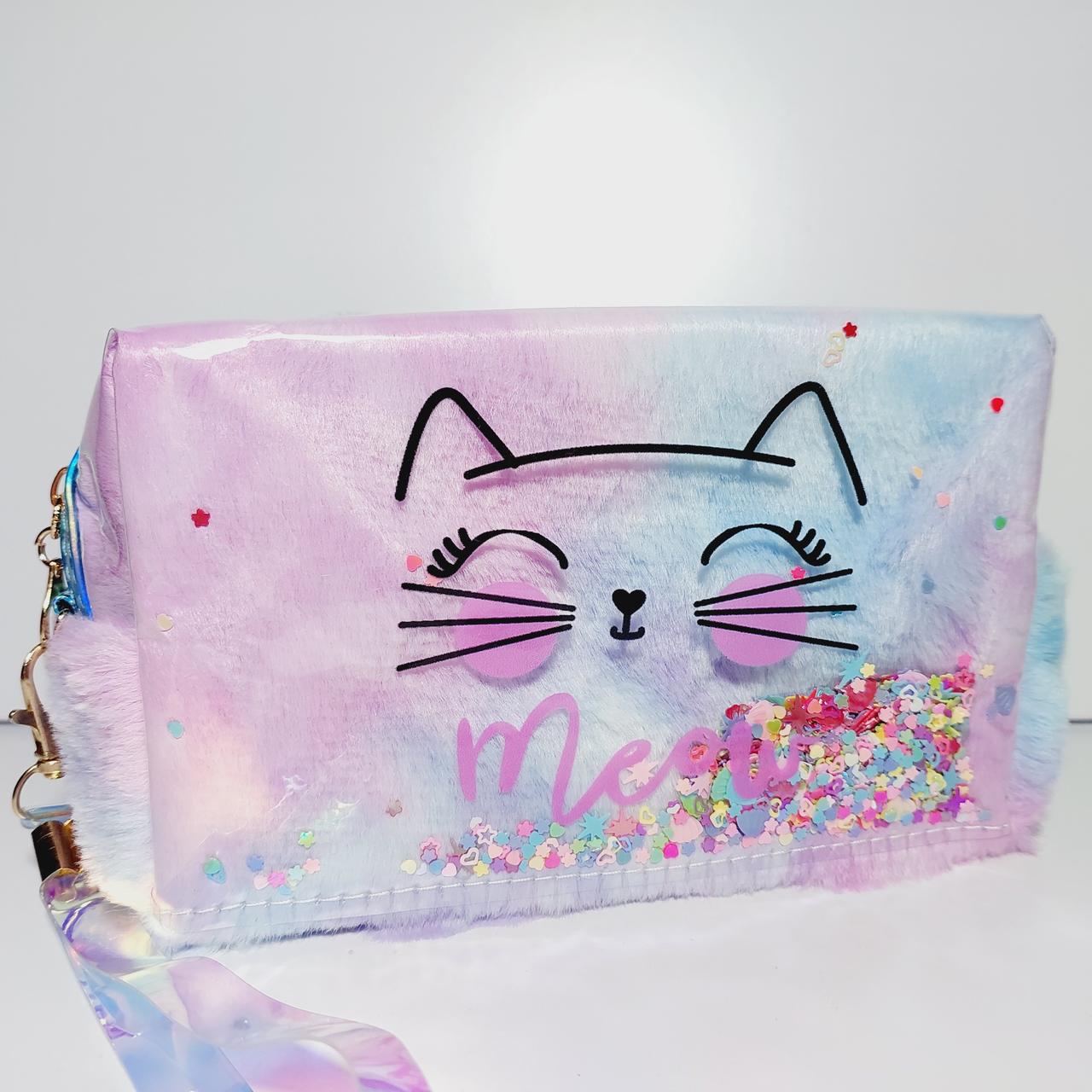 Косметичка блакитне штучне хутро з малюнком кішка форма бочечка, фото 1