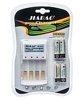Універсальний зарядний пристрій акумуляторних батарей АА JIABAO+4 акумулятора 4500MAh / Білий