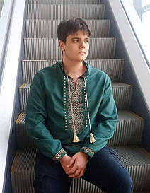 Вишиванка чоловіча "Любомир" з зеленого домотканого полотна