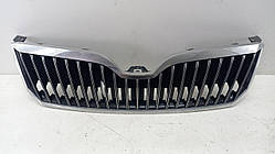 Решітка Skoda Superb 2 II 2014 рр. 3T0853668B