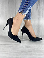 Жіночі чорні замшеві туфлі на шпильці