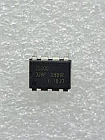 Микросхема IR2520D DIP8