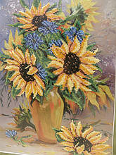 Картина вишита бісером Соняхи у вазі 2