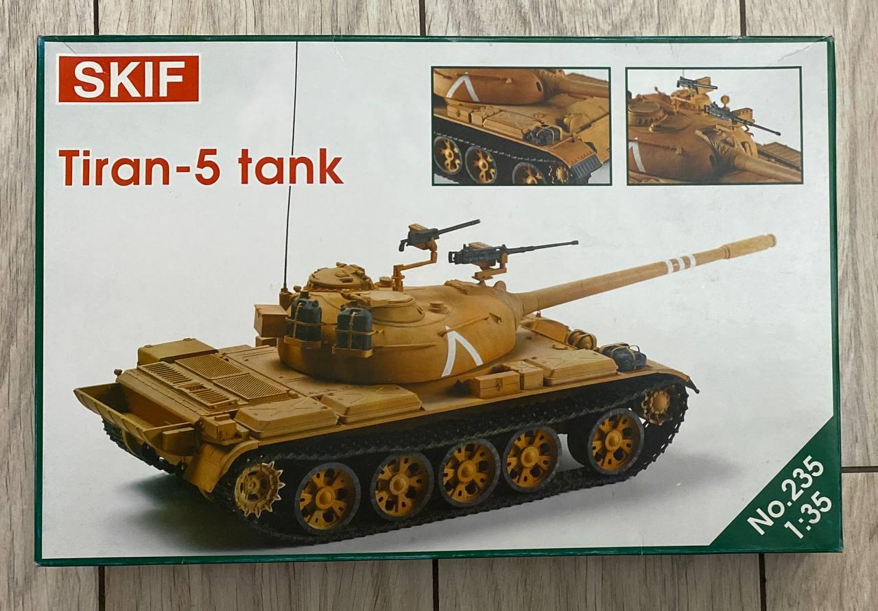 Танк Тиран-5 1:35 Збірна модель