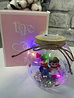 Стеклянный шар с фигурками влюбленных с LED подсветкой. Прекрасный подарок для любимых ДТ