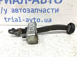 Обмежувач дверей задній правий Toyota Avensis 2009-2018 6863005050 (Арт.31198)