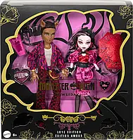 Колекционные куклы Монстер Хай Monster High Dolls Draculaura and Clawd Wolf Howliday Love Two-Pack