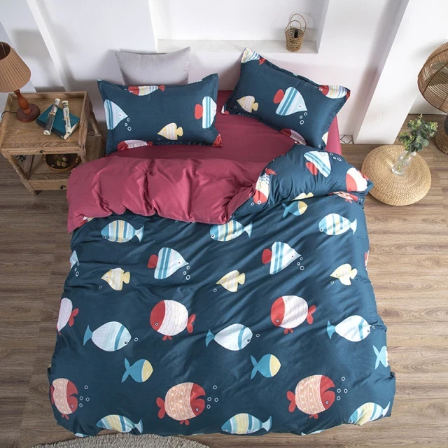 Євро максі двоколірний комплект постільної білизни з принтом Рибки 200*220 комбінований бавовняний з Бязі Gold, Черешенька
