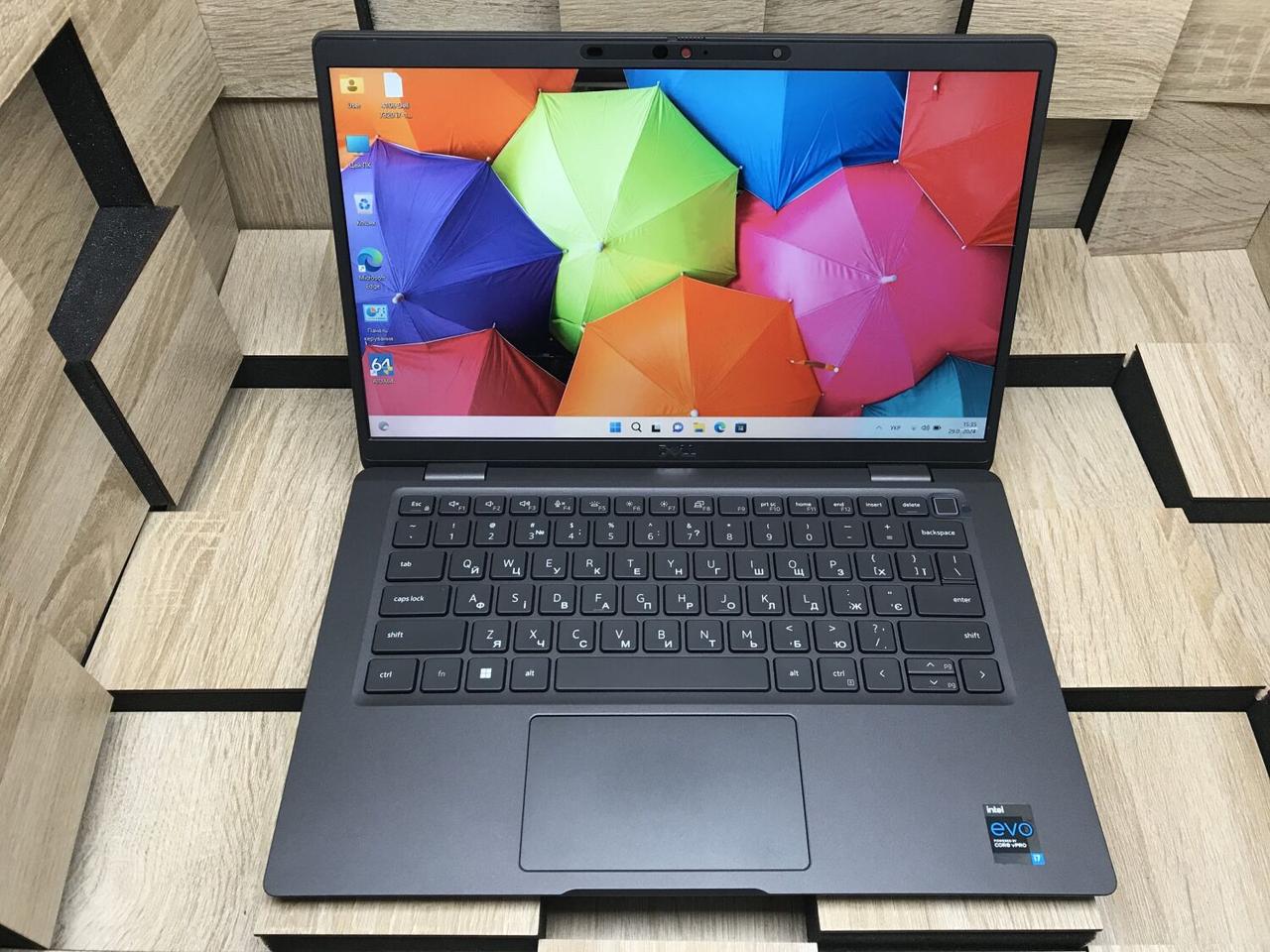 Б/в Ультрабук Б-клас Dell Latitude 7320 13.3" 1920x1080| Core i7-1185G7| 16 GB RAM| 256 GB SSD| Iris Xe