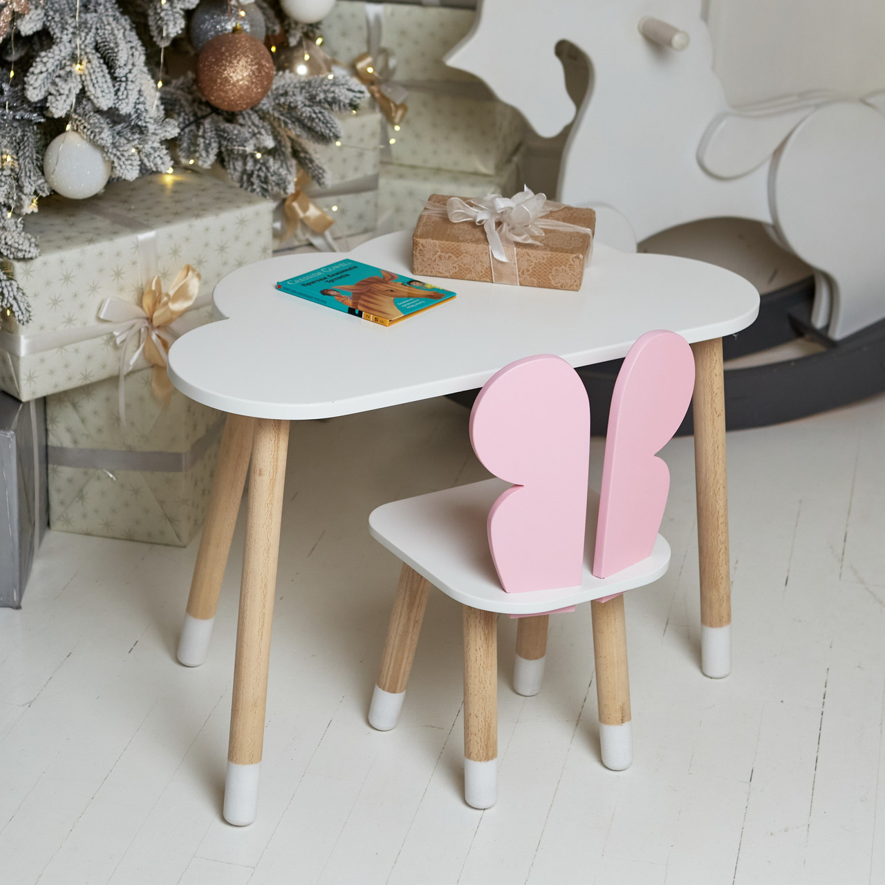 Дитячий білий столик хмарка і стілець метелик  рожевий. Білий столик дитячий