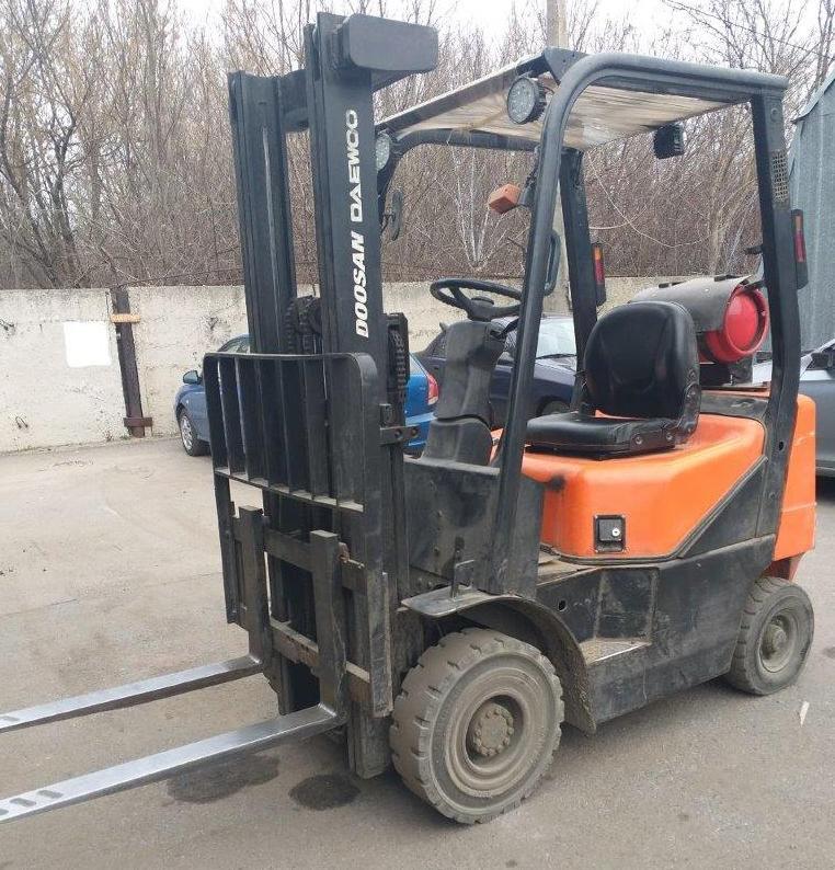 Вилочний навантажувач б/в Doosan Daewoo G15S2